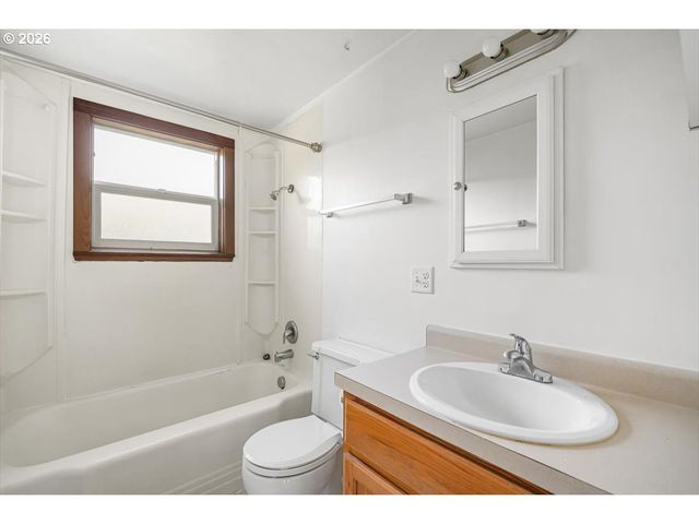 433 Nw 17TH St, Corvallis, OR 97330