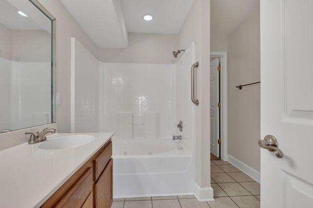 146 Noel Cove Cir, Hermitage, TN 37076