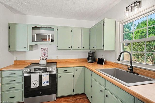 293 Oriole Drive, Lexington, NC 27292