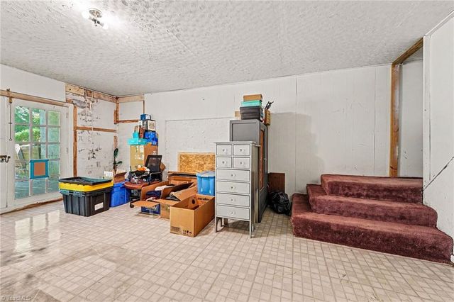 293 Oriole Drive, Lexington, NC 27292