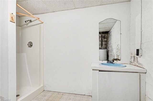 293 Oriole Drive, Lexington, NC 27292