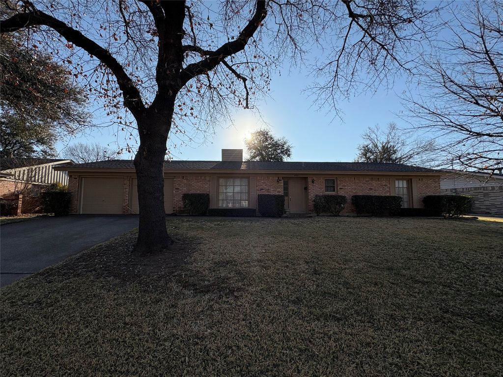 4916 Vance Road, North Richland Hills, TX 76180