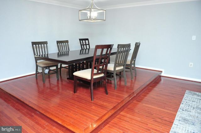 6711 VILLAGE PARK DR, Greenbelt, MD 20770