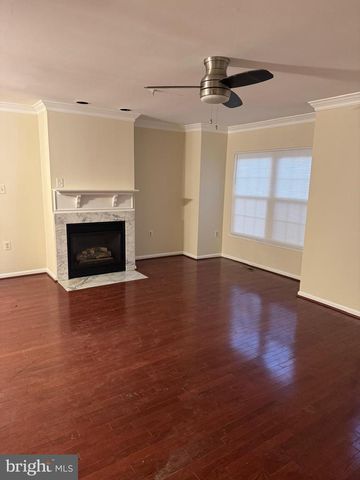 6711 VILLAGE PARK DR, Greenbelt, MD 20770