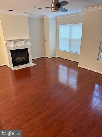 6711 VILLAGE PARK DR, Greenbelt, MD 20770