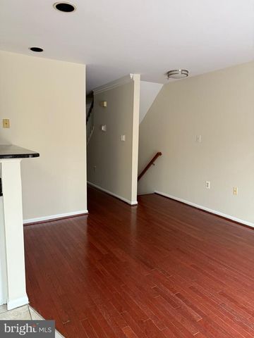 6711 VILLAGE PARK DR, Greenbelt, MD 20770