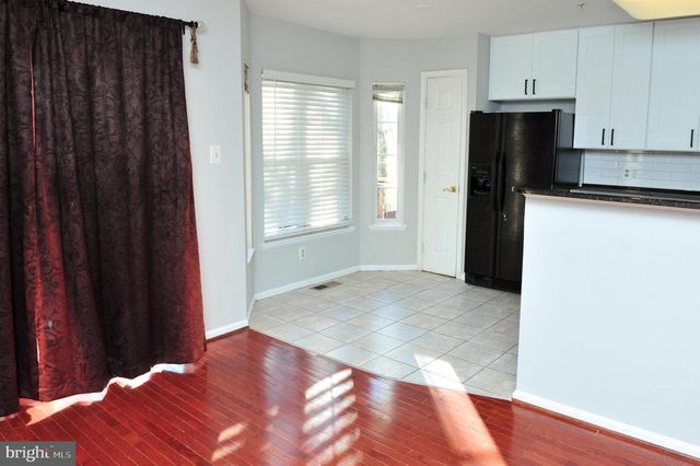 6711 VILLAGE PARK DR, Greenbelt, MD 20770