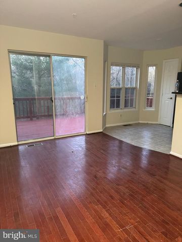 6711 VILLAGE PARK DR, Greenbelt, MD 20770