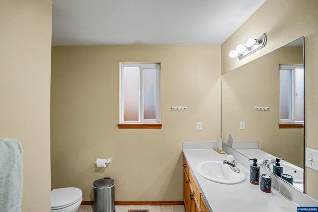 358 Duch Ln SE, Salem, OR 97317