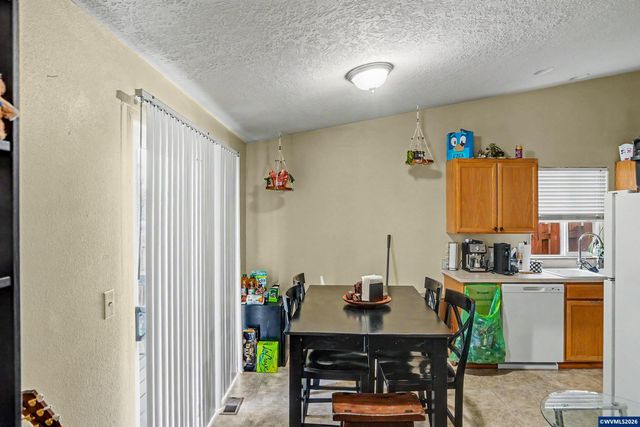 358 Duch Ln SE, Salem, OR 97317
