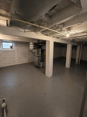 70 N Warren Avenue, Columbus, OH 43204