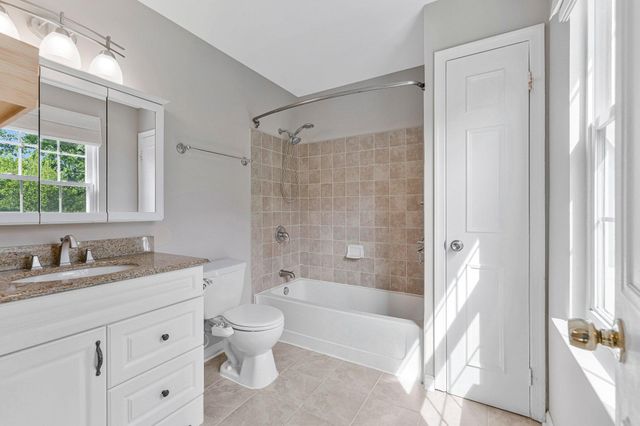 14754 BASINGSTOKE LOOP, Centreville, VA 20120