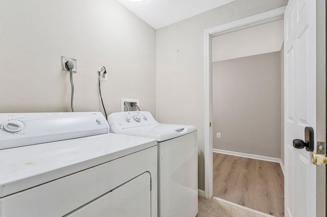 14754 BASINGSTOKE LOOP, Centreville, VA 20120