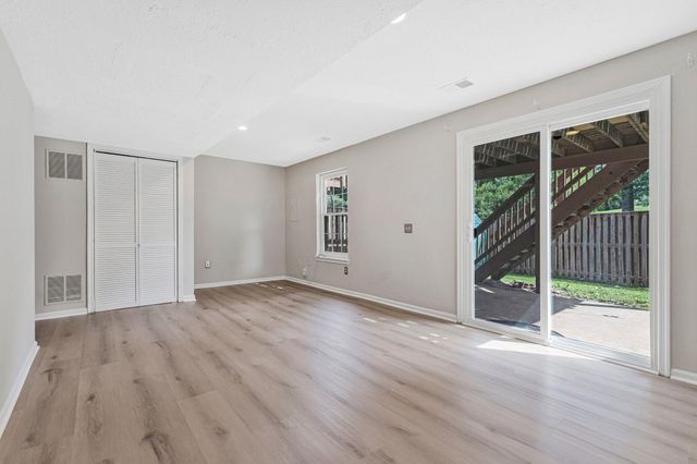 14754 BASINGSTOKE LOOP, Centreville, VA 20120