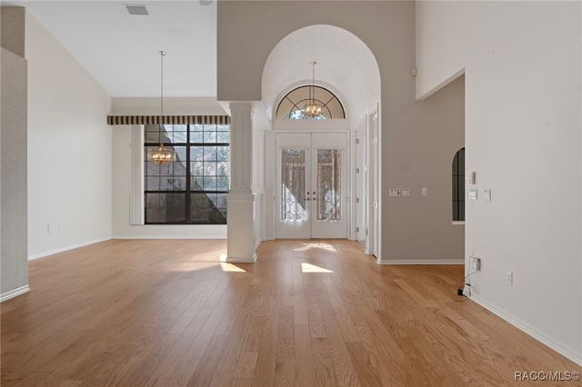 3135 N Buckhorn Drive, Beverly Hills, FL 34465