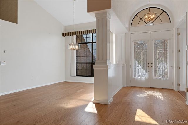 3135 N Buckhorn Drive, Beverly Hills, FL 34465