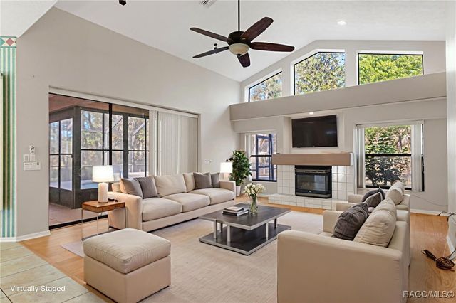 3135 N Buckhorn Drive, Beverly Hills, FL 34465