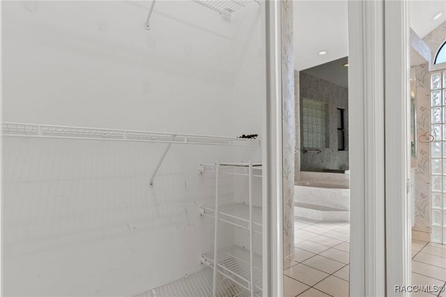 3135 N Buckhorn Drive, Beverly Hills, FL 34465