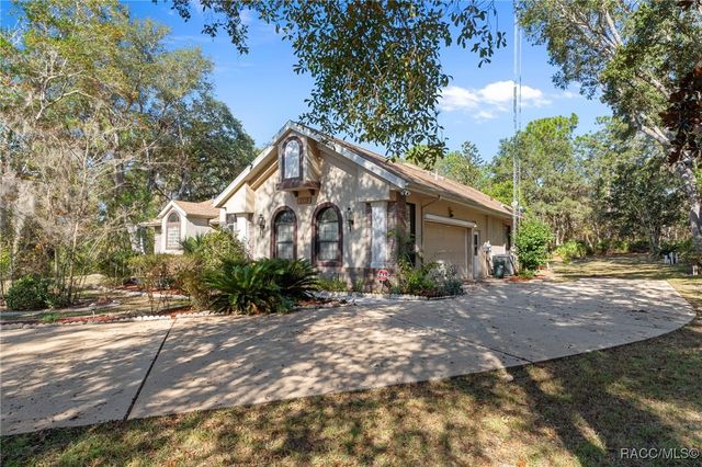 3135 N Buckhorn Drive, Beverly Hills, FL 34465