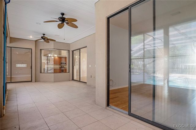 3135 N Buckhorn Drive, Beverly Hills, FL 34465