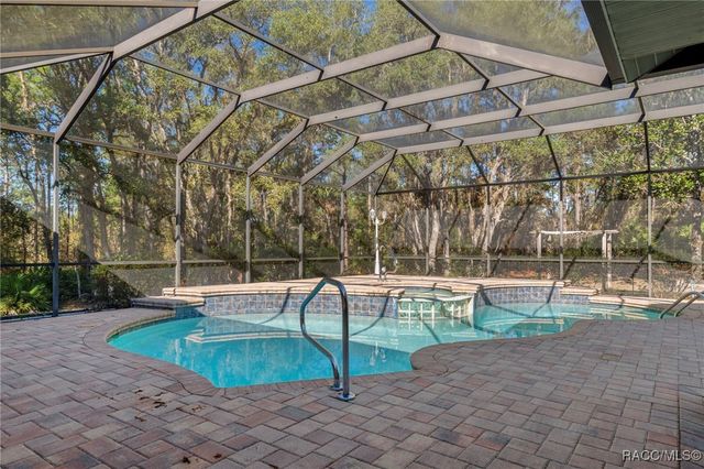 3135 N Buckhorn Drive, Beverly Hills, FL 34465