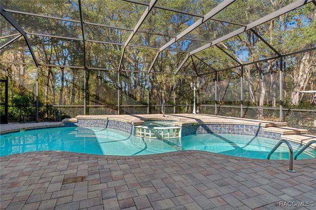 3135 N Buckhorn Drive, Beverly Hills, FL 34465