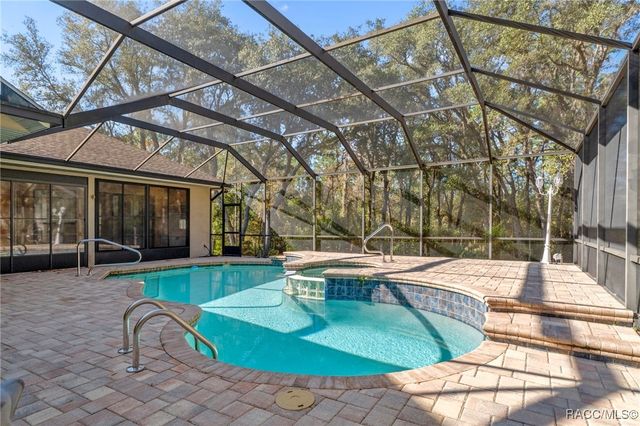 3135 N Buckhorn Drive, Beverly Hills, FL 34465