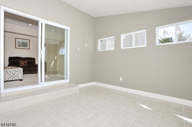 79 Highview Ter, Rockaway Twp., NJ 07801