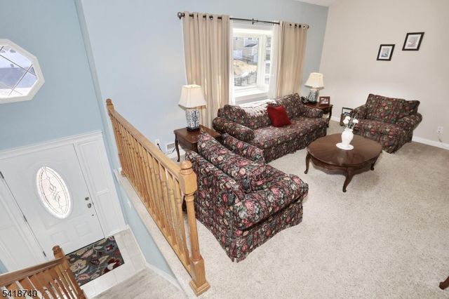 79 Highview Ter, Rockaway Twp., NJ 07801