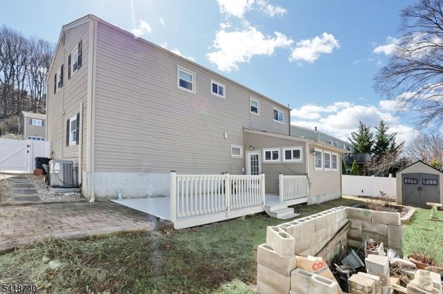 79 Highview Ter, Rockaway Twp., NJ 07801