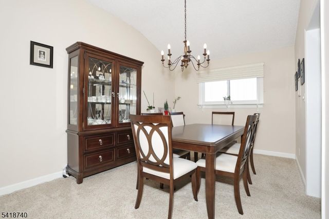 79 Highview Ter, Rockaway Twp., NJ 07801