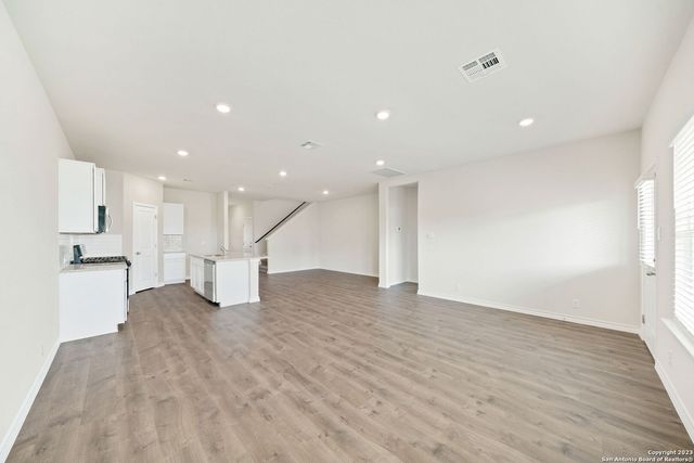 21266 Watercourse Way, San Antonio, TX 78266