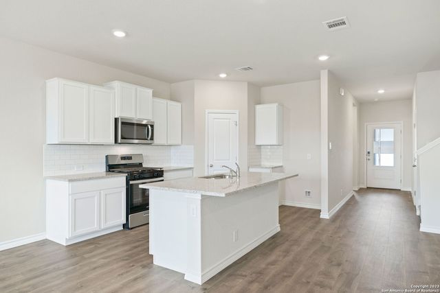 21266 Watercourse Way, San Antonio, TX 78266
