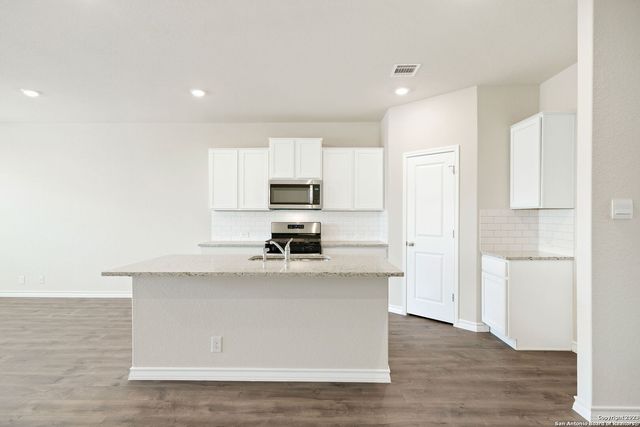 21266 Watercourse Way, San Antonio, TX 78266