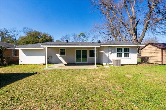 851 Martha Lane, Shreveport, LA 71104