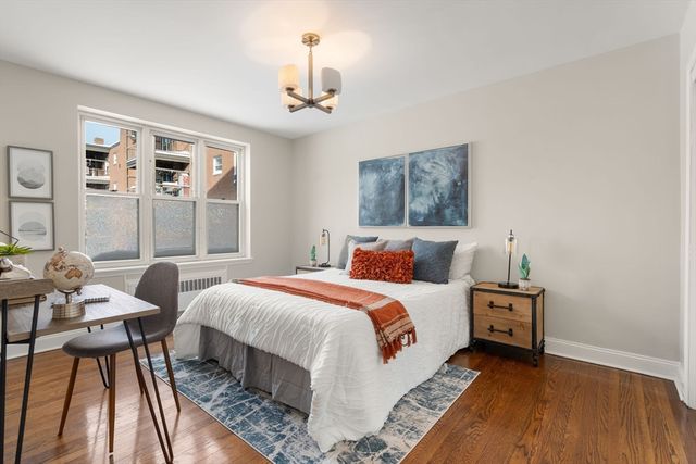 60 Sutherland Rd 4, Boston, MA 02135