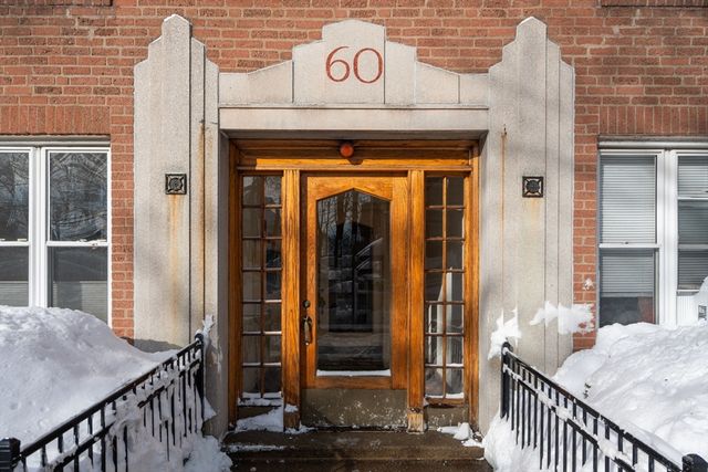 60 Sutherland Rd 4, Boston, MA 02135