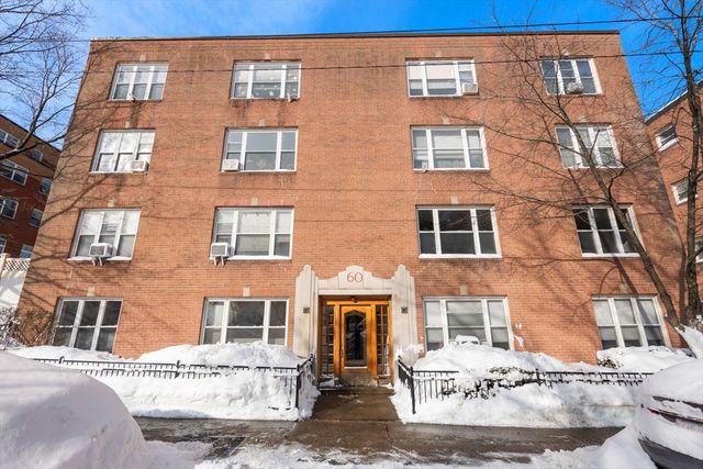 60 Sutherland Rd 4, Boston, MA 02135