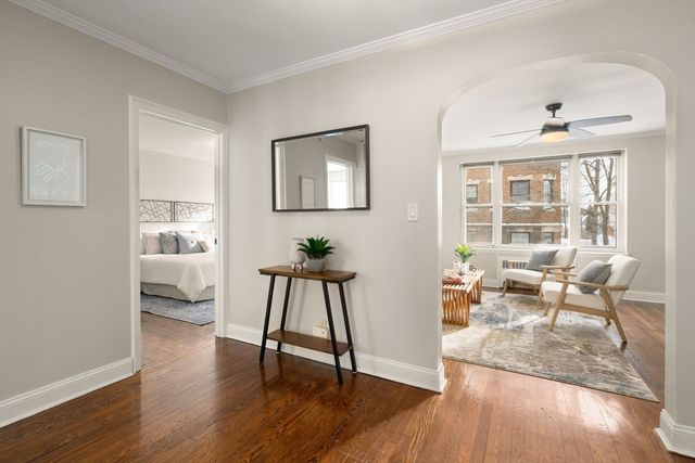 60 Sutherland Rd 4, Boston, MA 02135