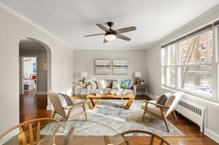 60 Sutherland Rd 4, Boston, MA 02135