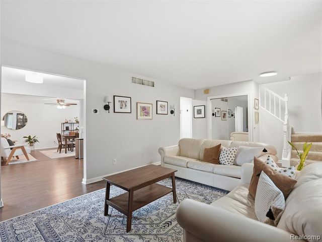 3330 Blasser Drive, Lake Orion, MI 48359