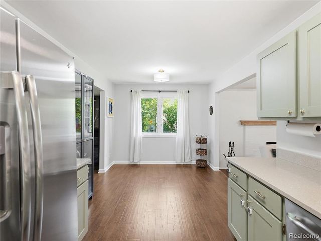 3330 Blasser Drive, Lake Orion, MI 48359