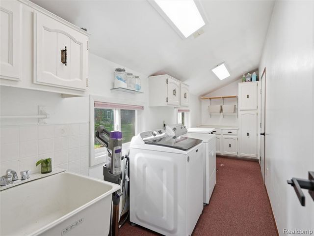 3330 Blasser Drive, Lake Orion, MI 48359