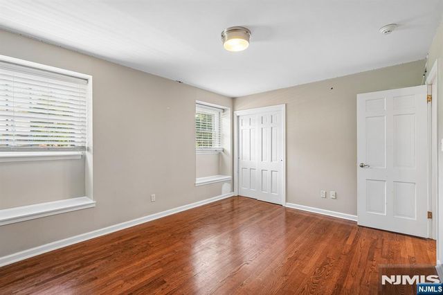 724 Ewing Avenue, Franklin Lakes, NJ 07417