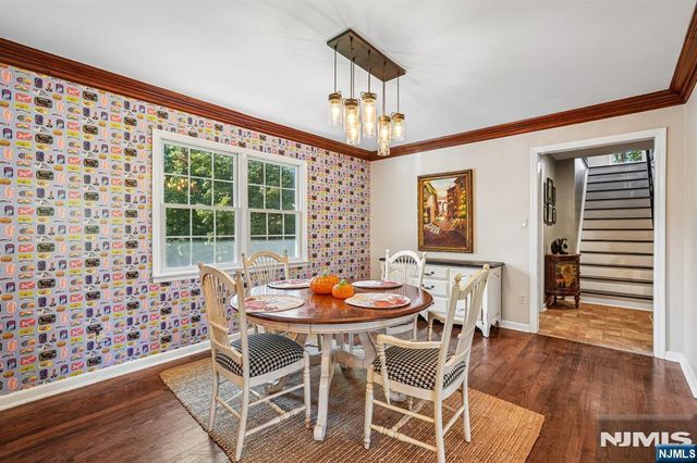 724 Ewing Avenue, Franklin Lakes, NJ 07417