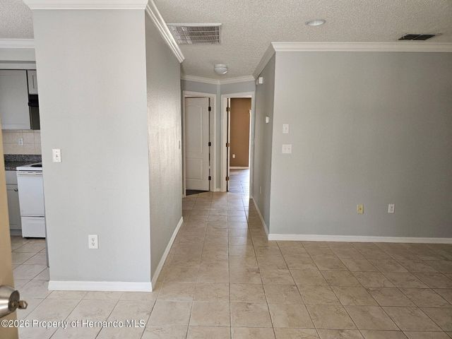 7477 Canterbury Street, Spring Hill, FL 34606