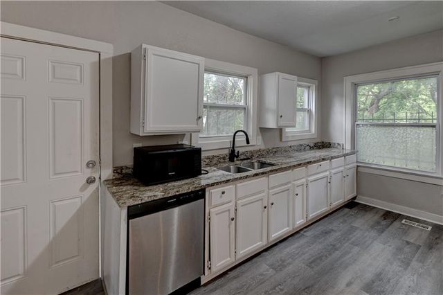 3407 Benton Boulevard, Kansas City, MO 64128