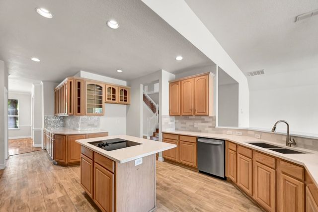 306 Canyon Lake Drive, Southlake, TX 76092