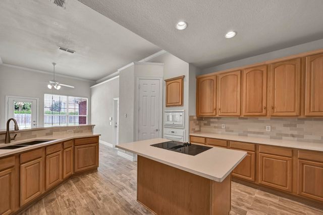 306 Canyon Lake Drive, Southlake, TX 76092