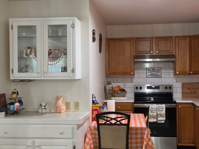 56 Washington St A, Taunton, MA 02780